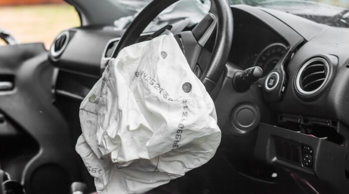 Air bag, saobraćajna nezgoda