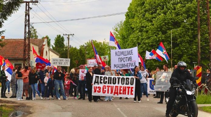 komsije protiv masinerije protest despotovo