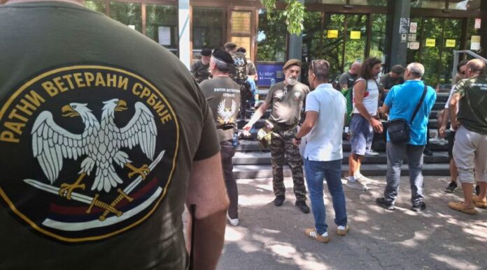 ratni veterani srbije novosadski sud protest ratni veterani srbije novosadski sud protest