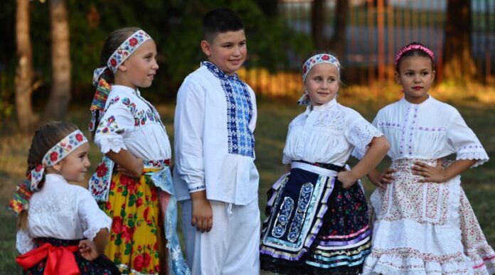 Folklor deti Folklor deti