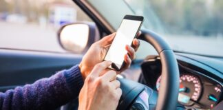 Korišćenje telefona u saobraćaju, telefoniranje, telefon