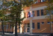 Opština Bački Petrovac, zgrada Opštine