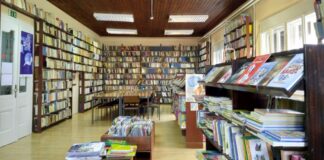 Biblioteka u Kisaču