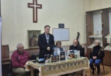 Zima s knihou v Starej Pazove