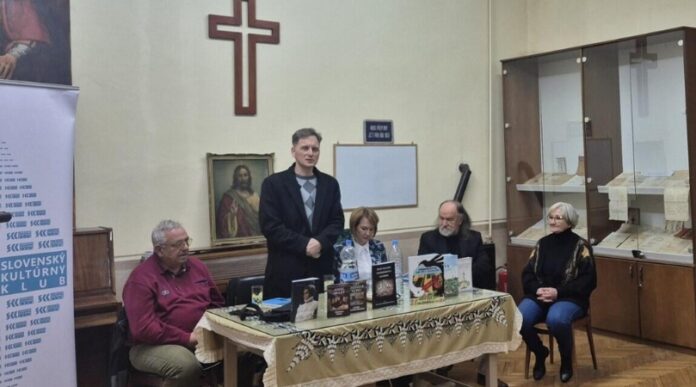 Zima s knihou v Starej Pazove Zima s knihou v Starej Pazove