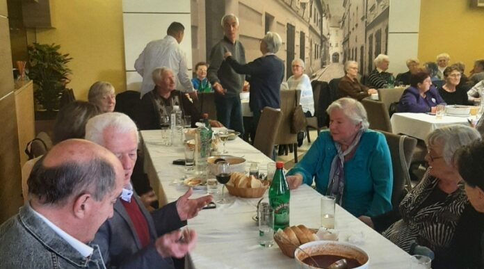 Petrovski penzisti, Den žien Petrovski penzisti, Den žien