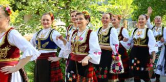 U Magliću održan festival veteranskih folklornih ansambala „Bela vilo, na tebe mi krivo 2026“