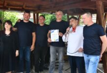 Dani Petrovca, takmičenje u pravljenju kobasica, ekipa Majstri