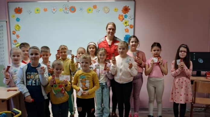 Nedelja Crvenog Krsta Bački Petrovac Nedelja Crvenog Krsta, Bački Petrovac, Opština Bački Petrovac