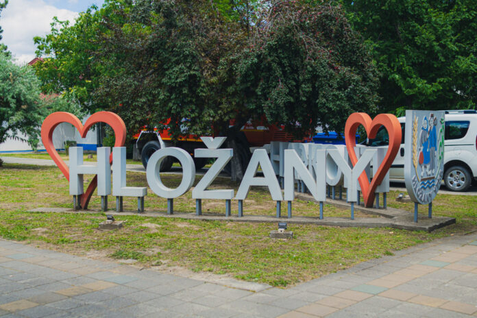 Gložan, Hložany
