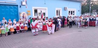 Medzinárodný folklórny festival Šajka v Kysáči