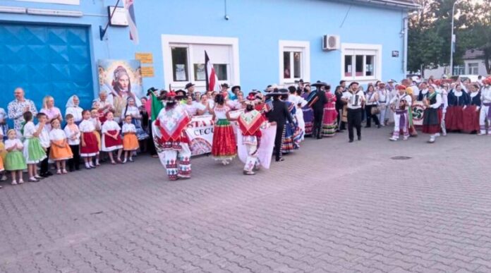 Medzinárodný folklórny festival Šajka v Kysáči